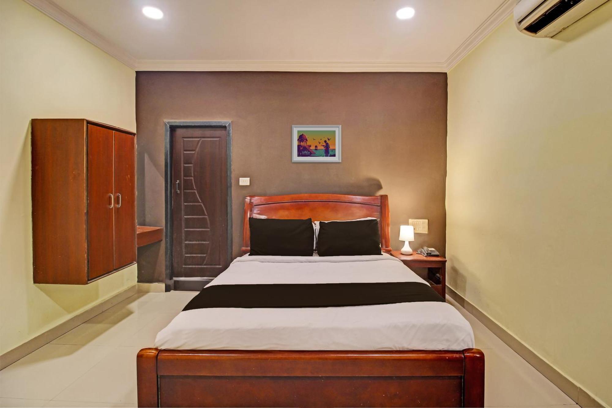 Hotel O Ruma Near Nampally Railway Station Hajdarábád Exteriér fotografie