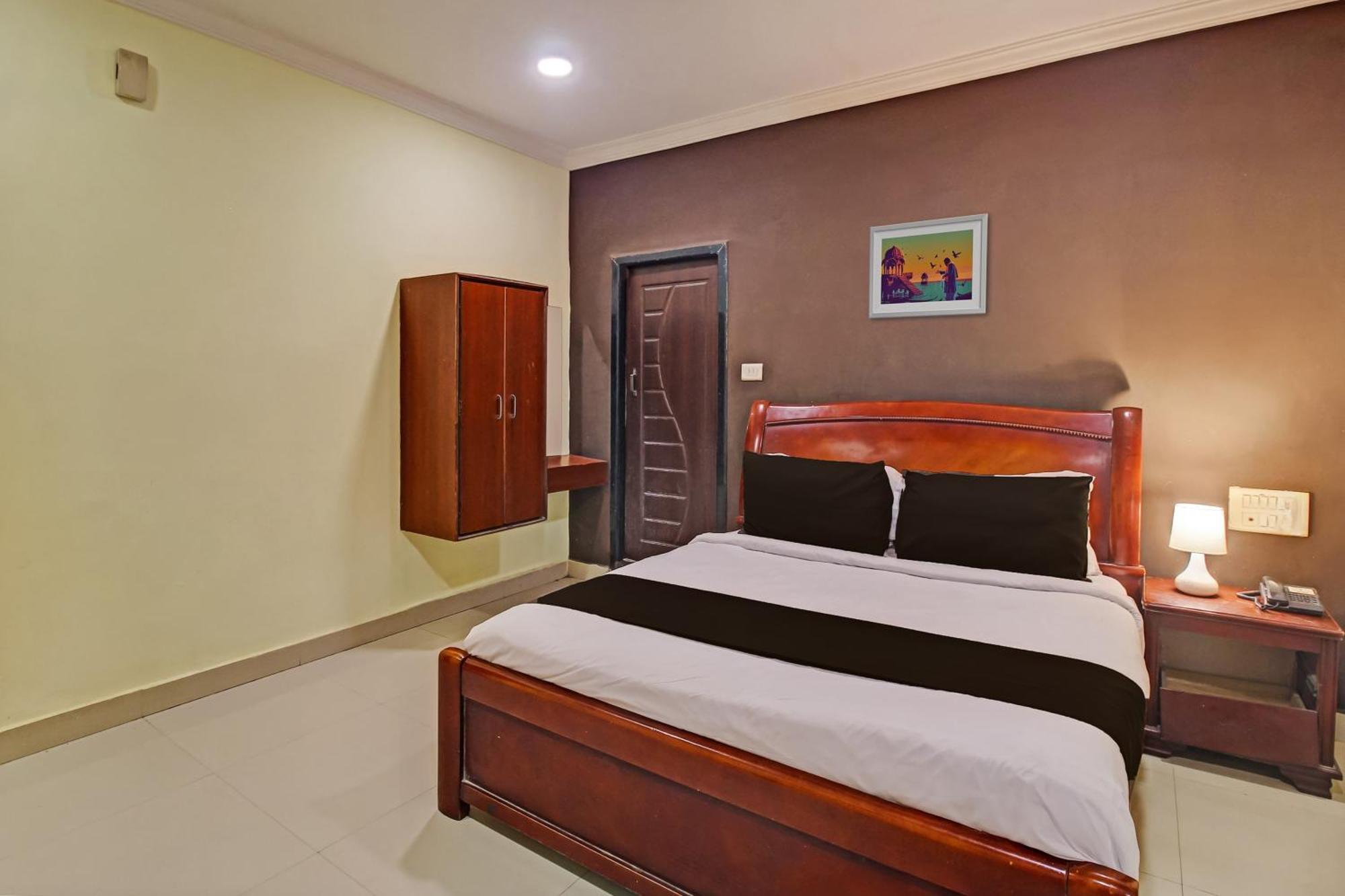 Hotel O Ruma Near Nampally Railway Station Hajdarábád Exteriér fotografie