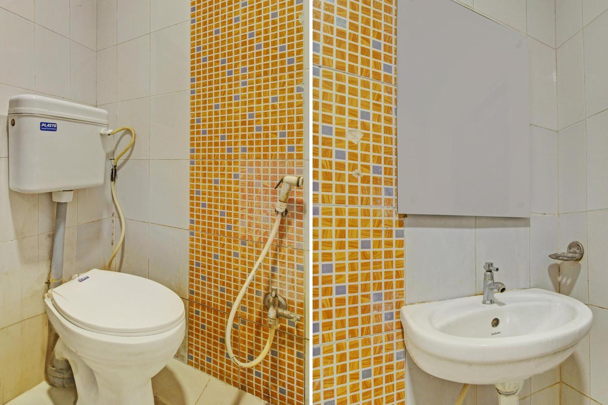 Hotel O Ruma Near Nampally Railway Station Hajdarábád Exteriér fotografie